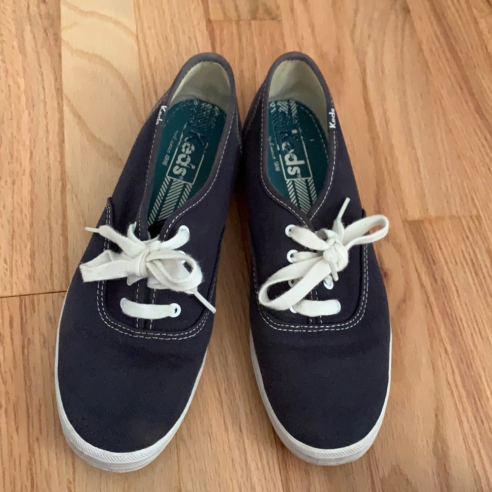Navy Keds Size 8